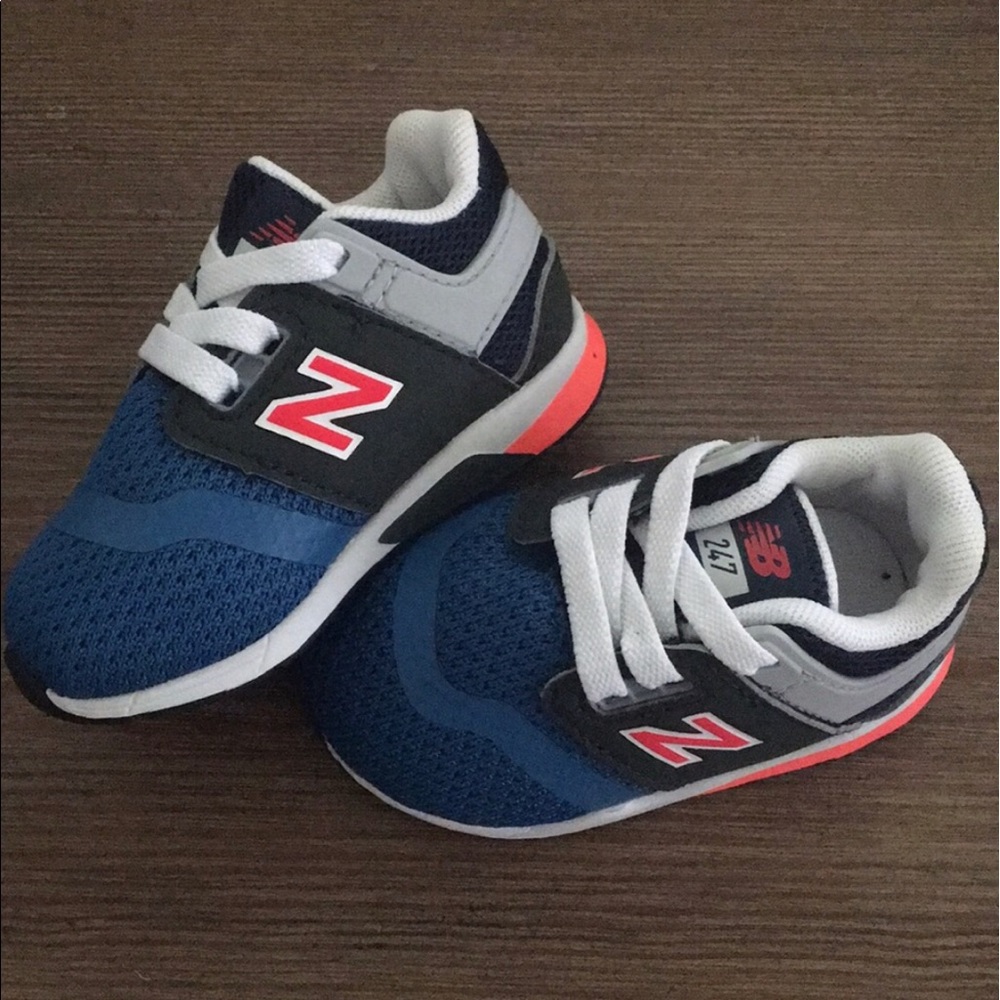 NWOT New Balance Sneakers